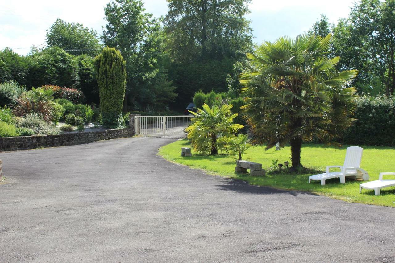 La Grande Malardiere Saint-Georges-Buttavent Extérieur photo